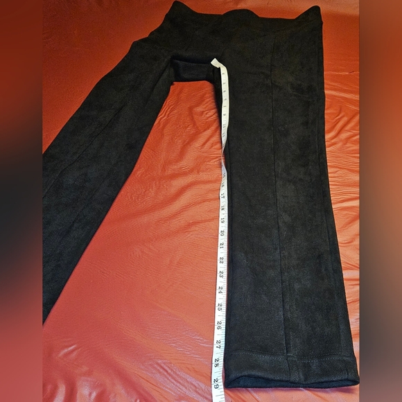 Andrew Marc Super Soft Stretch Faux Suede Pull On Pant szS Black Lk New - Picture 7 of 10